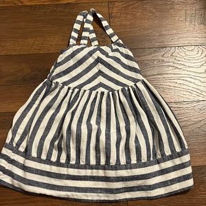 2T girl Carter’s dress